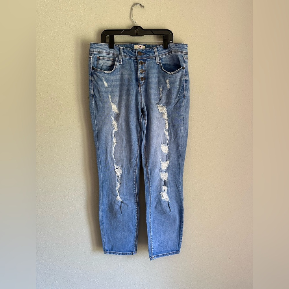 LEI Sky Blue Ripped Cropped Jeans
